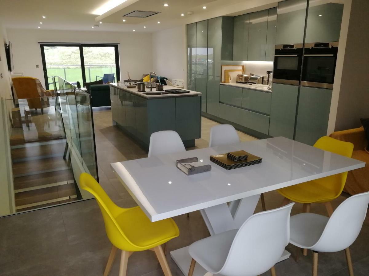 Portrush Luxury Apartment, Currangate 外观 照片